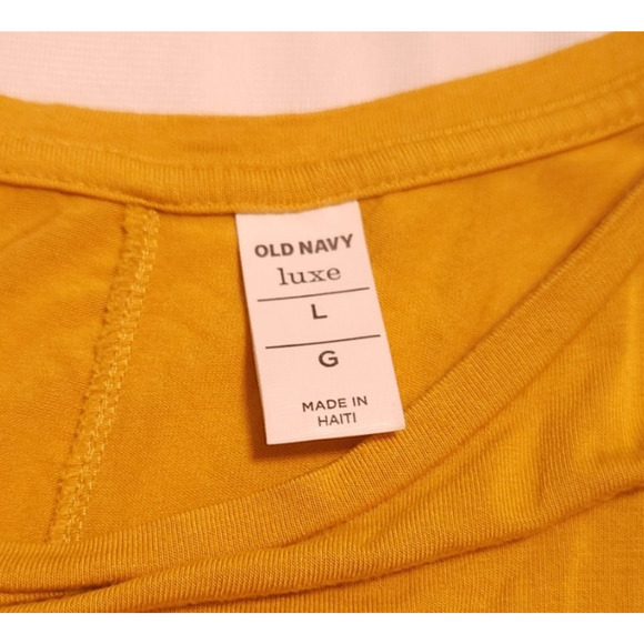 Old Navy Women’s Luxe Sleeveless Tank Top Golden Yellow Soft Rayon Blend Size L - Picture 4 of 9